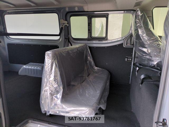 Nissan Caravan 2026-04 6903047-28
