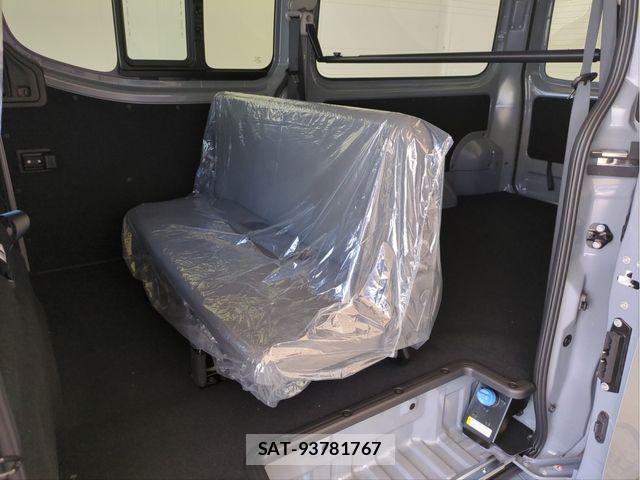 Nissan Caravan 2026-04 6903047-4