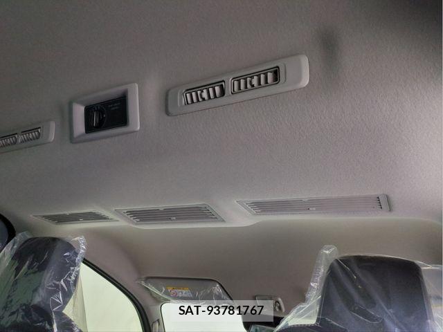 Nissan Caravan 2026-04 6903047-5