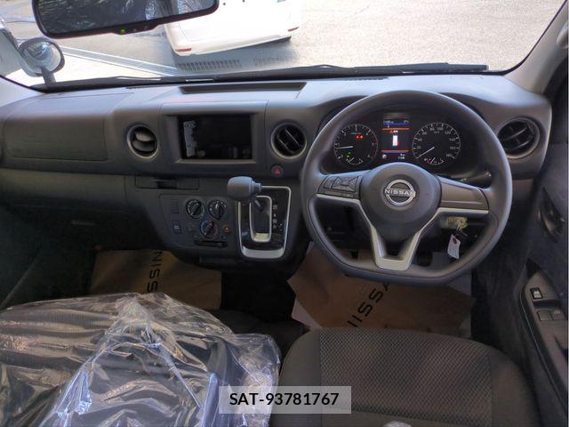 Nissan Caravan 2026-04 6903047-7
