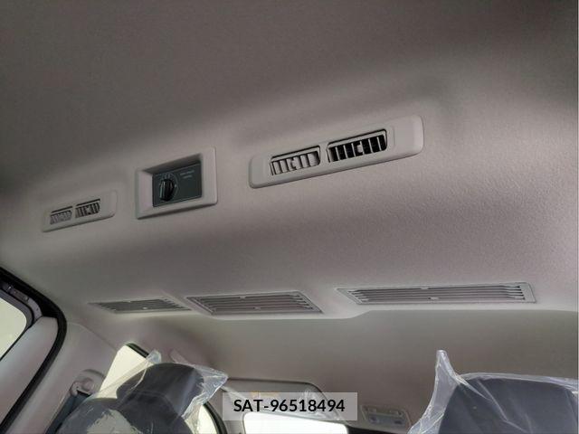 Nissan Caravan 2026-04 6903045-5