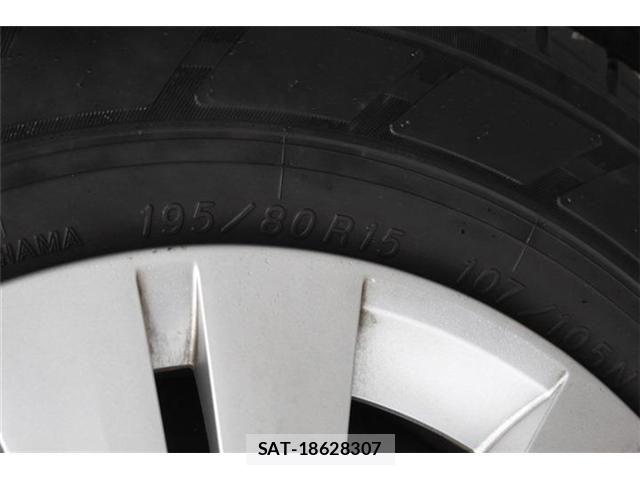 Nissan Caravan 2023-11 6991464-19