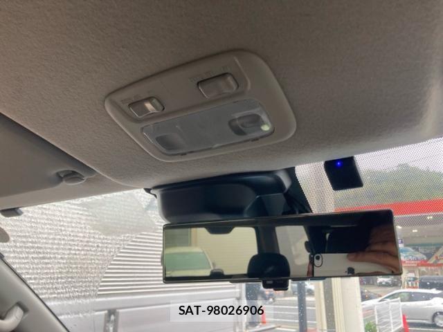 Nissan Caravan 2022-12 7020148-23