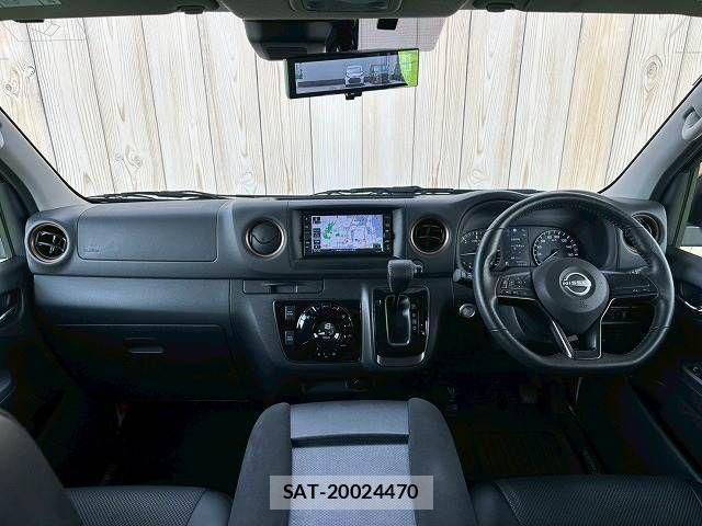 Nissan Caravan 2022-10 7020145-2