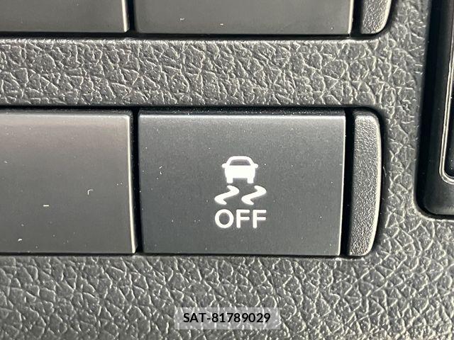 Nissan Caravan 2024-04 7057832-23
