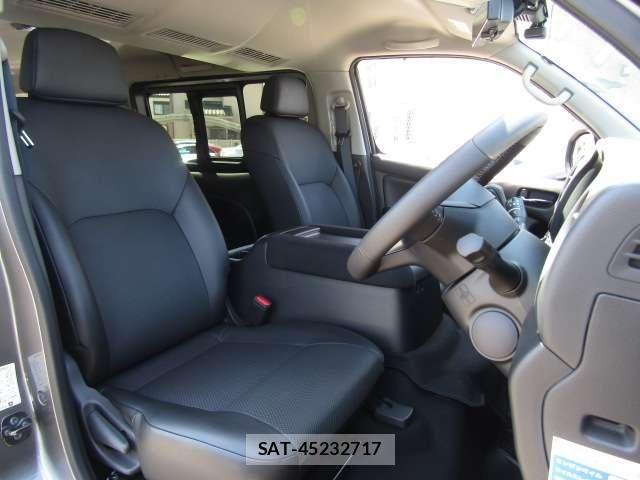 Nissan Caravan 2021-12 7057830-5