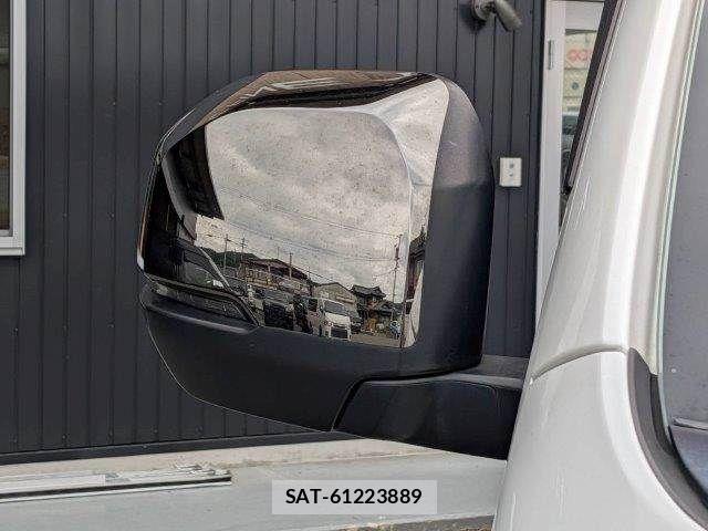 Nissan Caravan 2023-03 7057833-26