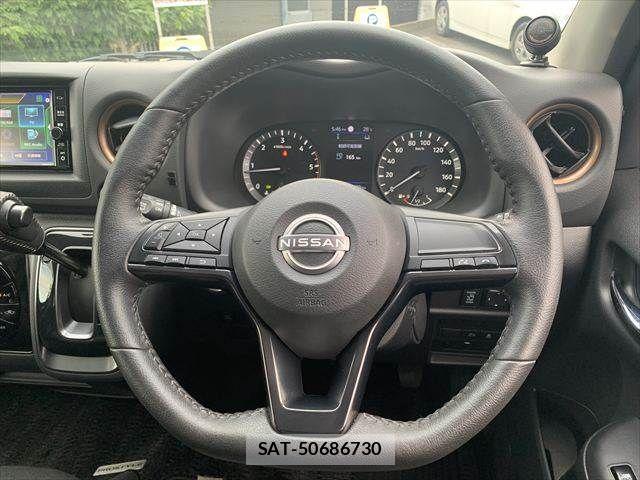 Nissan Caravan 2022-09 7215817-10