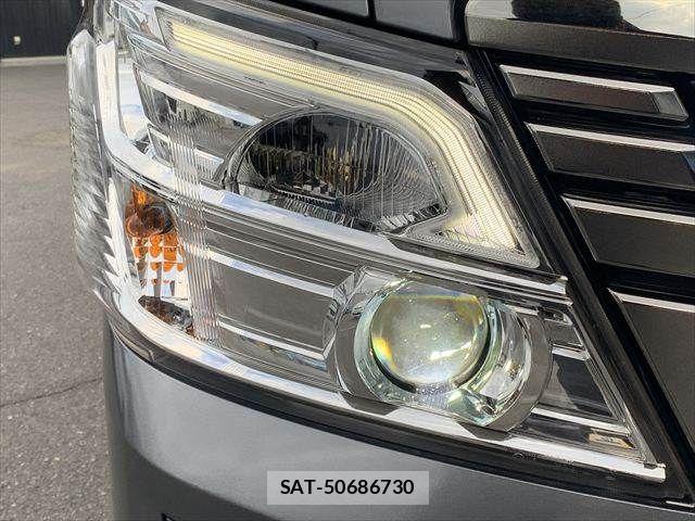 Nissan Caravan 2022-09 7215817-11