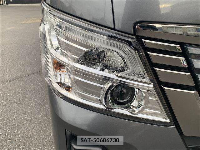 Nissan Caravan 2022-09 7215817-21