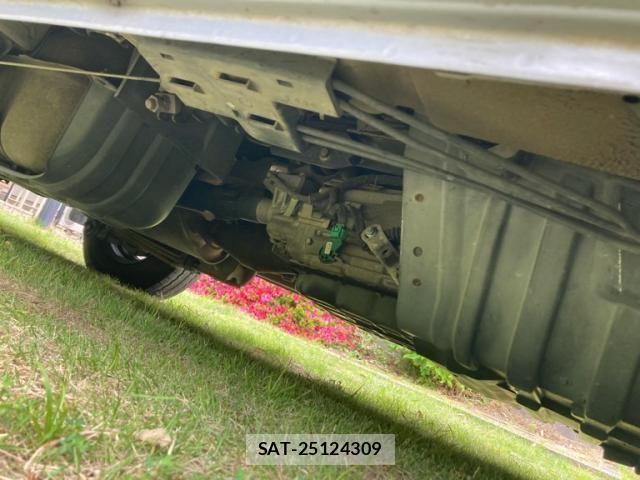 Nissan Caravan 2003-05 7215812-9