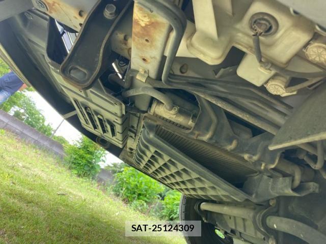 Nissan Caravan 2003-05 7215812-12