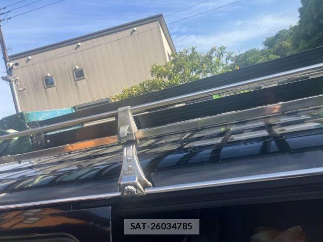 Nissan Caravan 2008-08 7215811-4