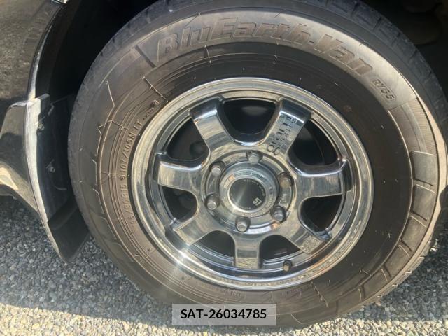 Nissan Caravan 2008-08 7215811-6
