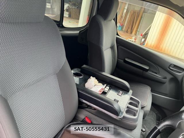 Nissan Caravan 2016-05 7250060-15