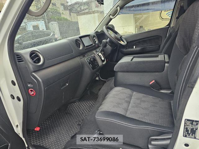 Nissan Caravan 2023-08 7250056-4