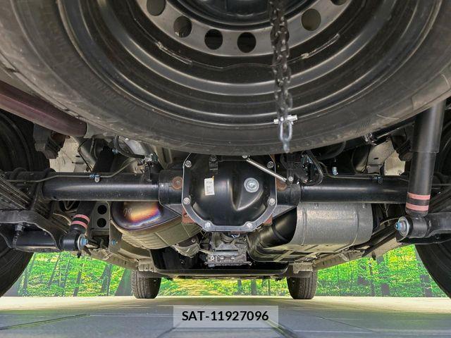 Nissan Caravan 2025-06 7271668-18