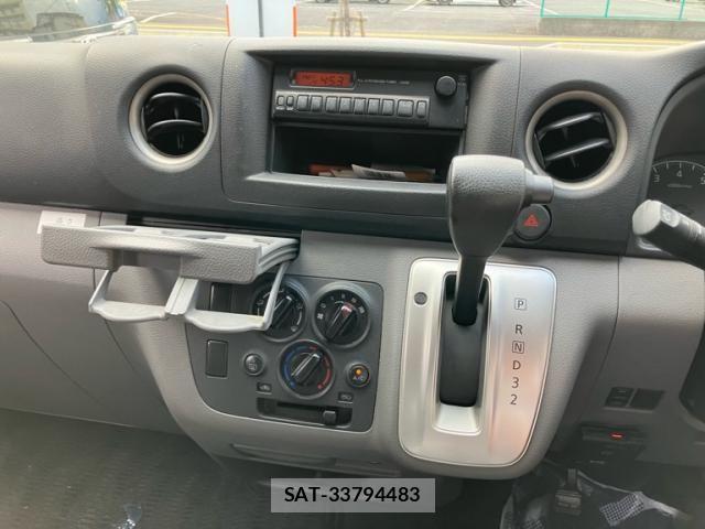Nissan Caravan 2014-06 7271372-18