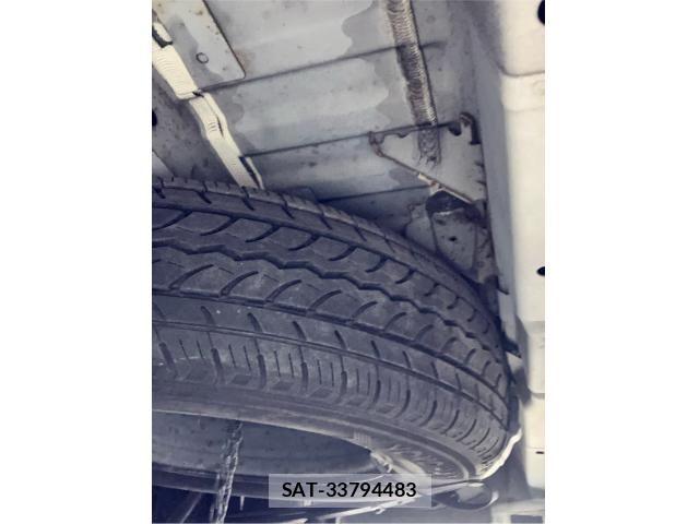 Nissan Caravan 2014-06 7271372-23