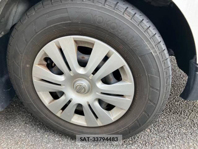 Nissan Caravan 2014-06 7271372-5