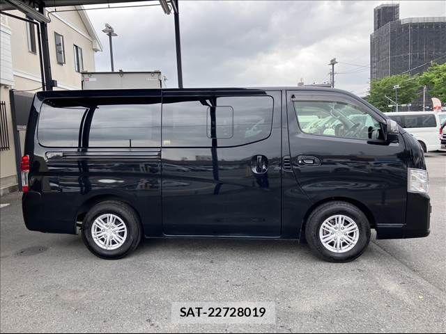 Nissan Caravan 2021-10 7326101-12