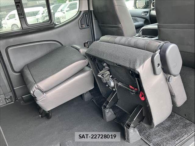 Nissan Caravan 2021-10 7326101-18