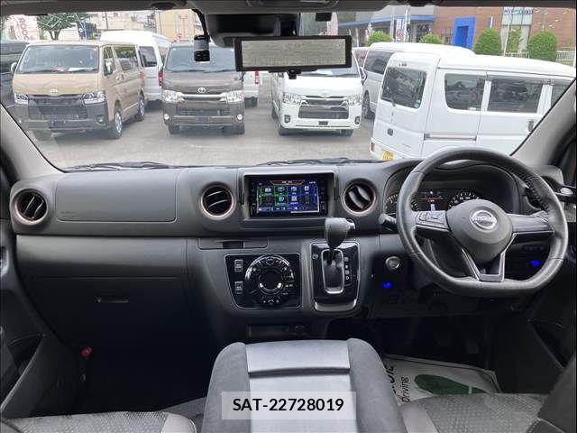 Nissan Caravan 2021-10 7326101-3