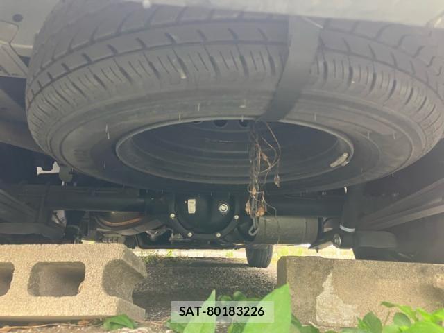 Nissan Caravan 2021-08 7357096-9