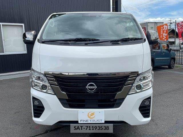 Nissan Caravan 2022-10 7357097-17