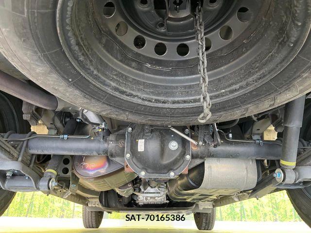Nissan Caravan 2023-03 7391566-18