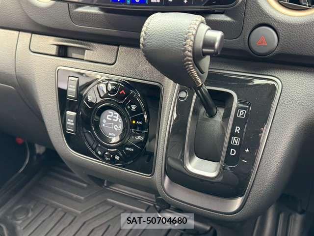 Nissan Caravan 2025-06 7391565-15
