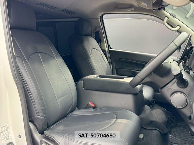 Nissan Caravan 2025-06 7391565-17