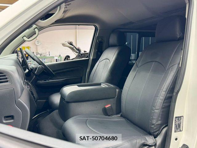 Nissan Caravan 2025-06 7391565-18