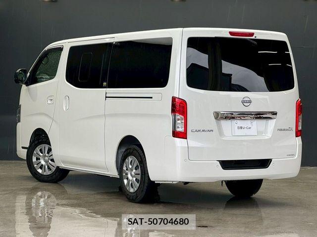 Nissan Caravan 2025-06 7391565-28