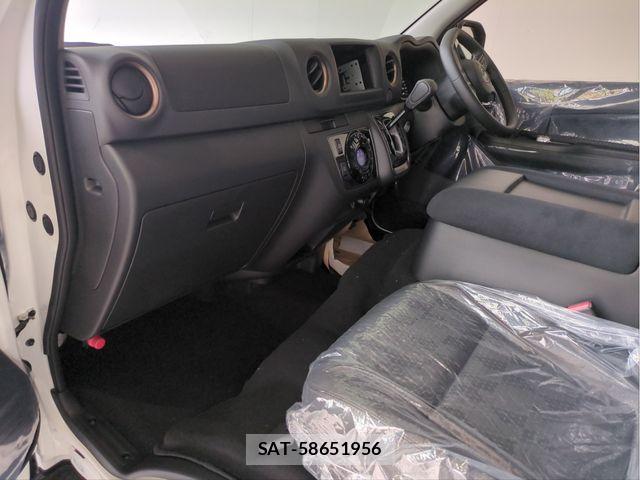 Nissan Caravan 2026-05 7391563-2