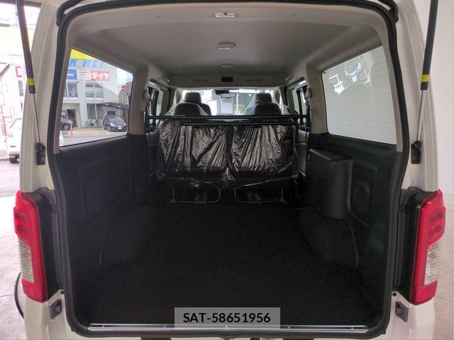 Nissan Caravan 2026-05 7391563-6