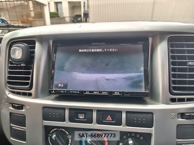 Nissan Caravan 2006-08 7391573-18