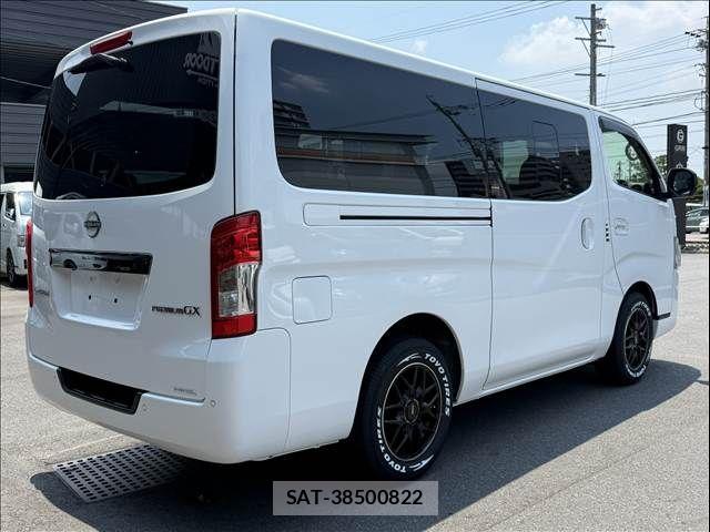 Nissan Caravan 2024-10 7453335-14