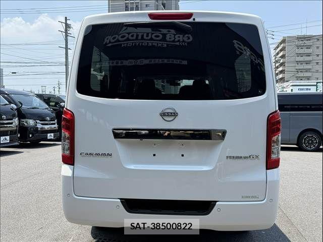 Nissan Caravan 2024-10 7453335-2