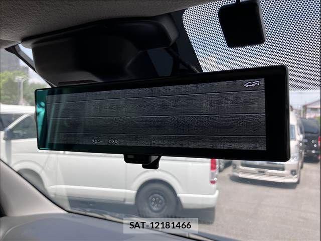 Nissan Caravan 2022-07 7453334-17