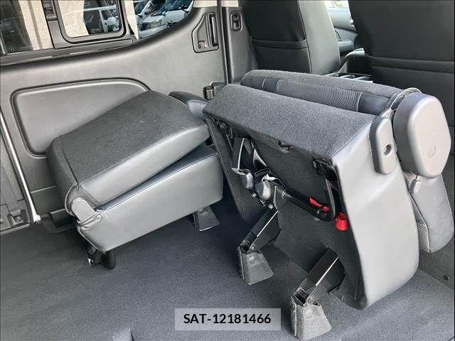 Nissan Caravan 2022-07 7453334-18