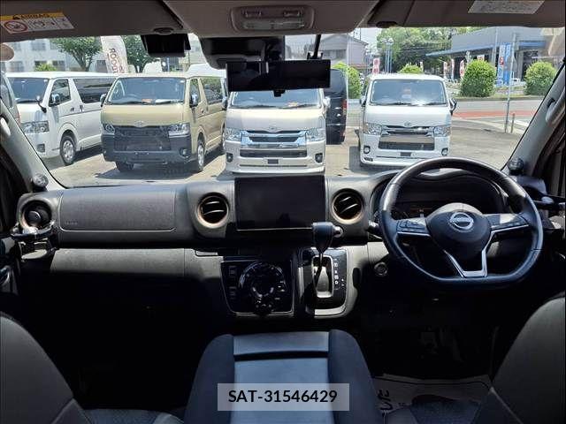 Nissan Caravan 2024-07 7453336-3