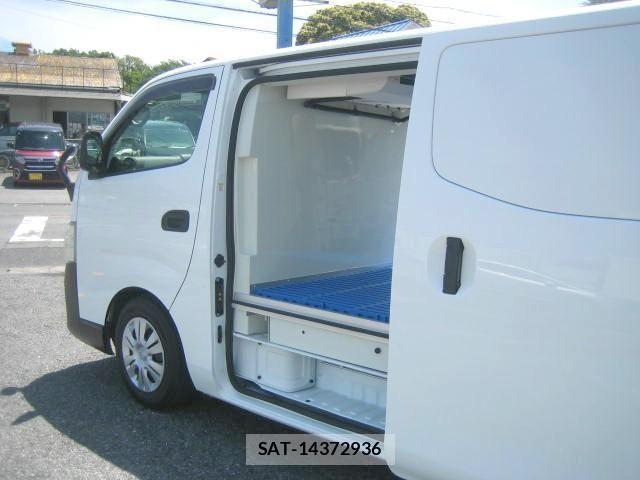 Nissan Caravan 2020-09 7499845-11