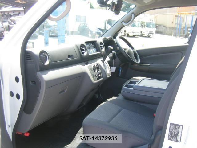 Nissan Caravan 2020-09 7499845-17