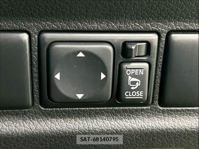 Nissan Caravan 2022-03 7499844-6