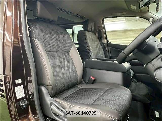 Nissan Caravan 2022-03 7499844-8