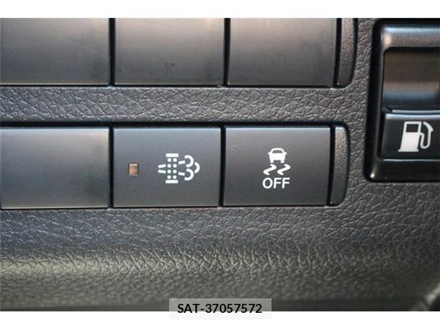 Nissan Caravan 2023-07 7508317-4