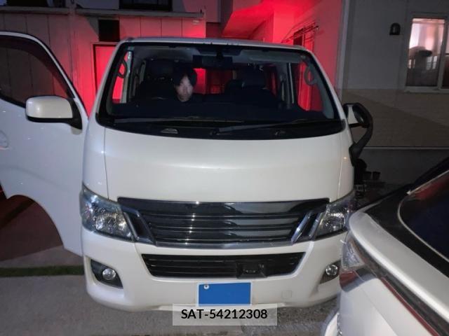 Nissan Caravan 2017-06 7561915-3