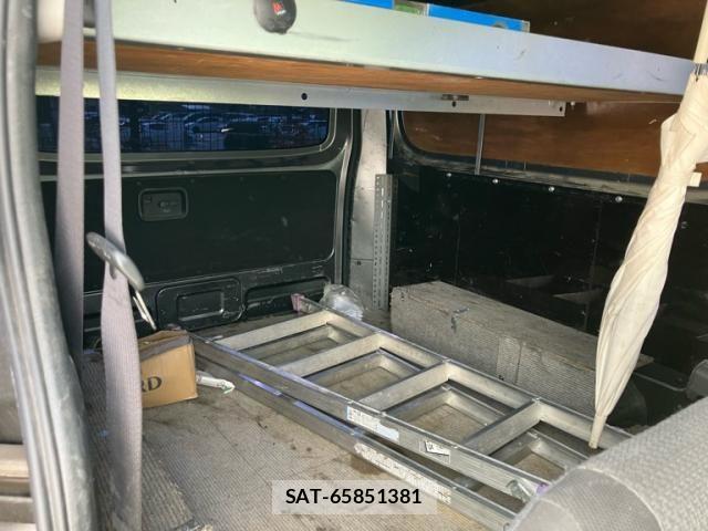 Nissan Caravan 2018-06 7615398-11
