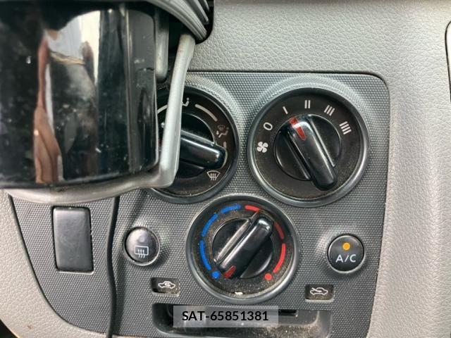 Nissan Caravan 2018-06 7615398-20